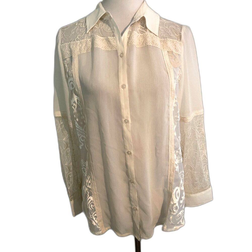 Chico's Cream Lace Embroidery Style Button Front Top Long Sleeve Shirt Size 0/ S